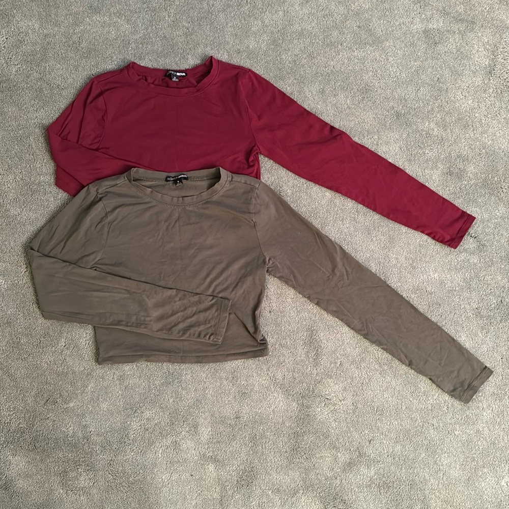 2 Fashion Nova Cropped Long sleeves